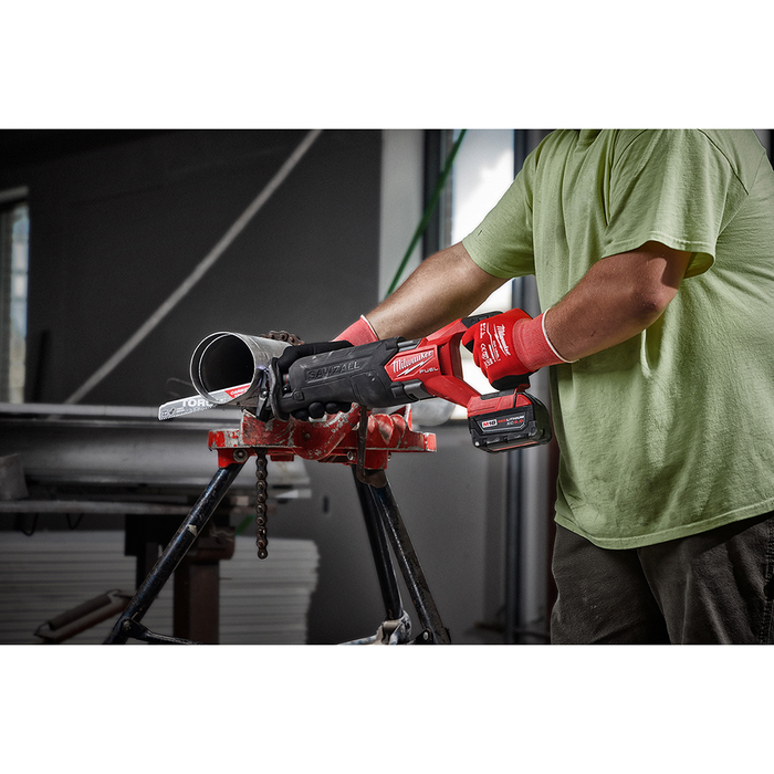 M18 FUEL™ SAWZALL® Reciprocating Saw - 2 Battery XC5.0 Kit